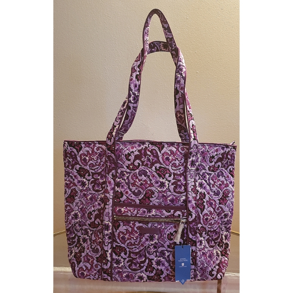 Vera Bradley Iconic Vera Tote in Lilac Paisley